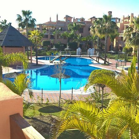 Hacienda Del Sol Beachside And Golf Apt Marbella Puerto Banus Apartment Estepona Bagian luar foto