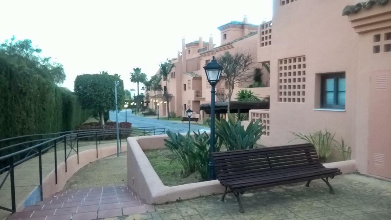 Hacienda Del Sol Beachside And Golf Apt Marbella Puerto Banus Estepona Bagian luar foto