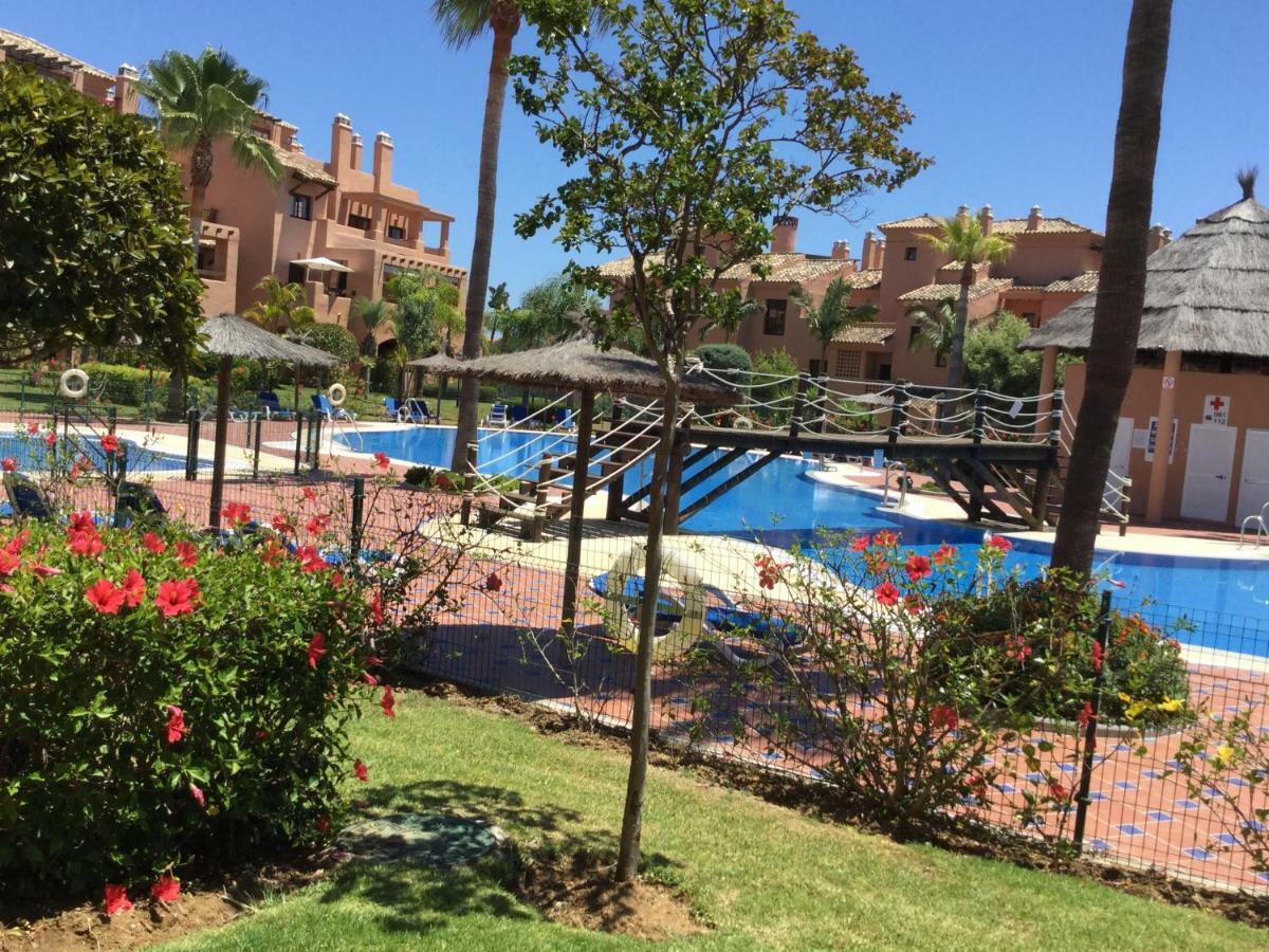 Hacienda Del Sol Beachside And Golf Apt Marbella Puerto Banus Estepona Bagian luar foto